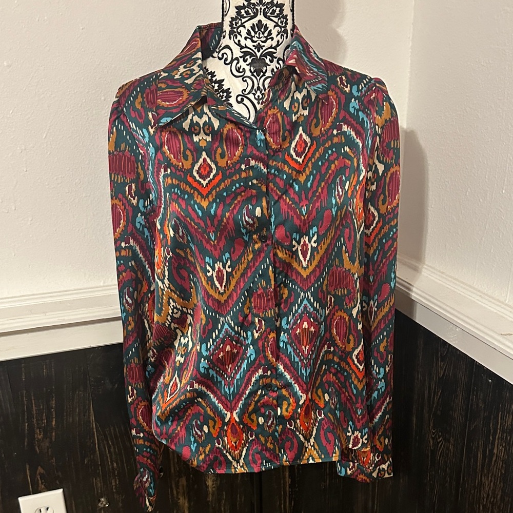 SHEIN Multicolor Geometric Button Down Shirt